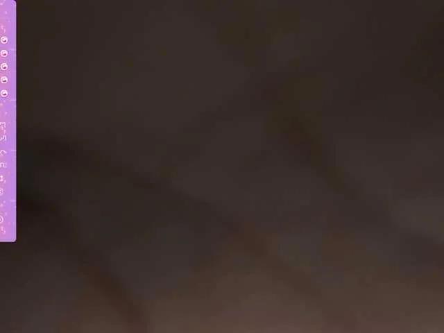 EllaDavs on BongaCams 