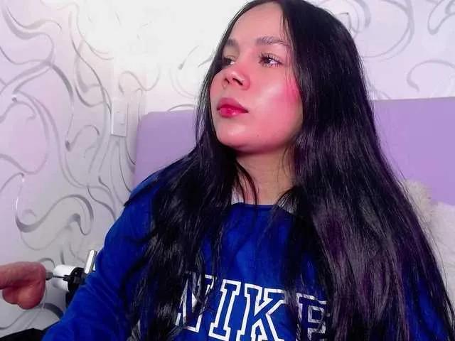 BongaCams emilyqueen3xx is Freechat emilyqueen3xx — I am very pleasure to be in constant movement, I am very complacent, cheerful, smiling, if you can with all this voltage I will be happy.