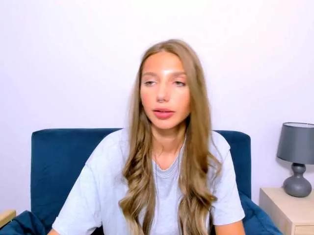 Offline EmmaAngel on BongaCams