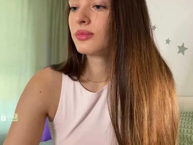 Offline EmmSee on BongaCams