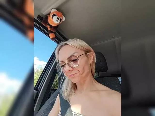 evangelina2909rus on BongaCams