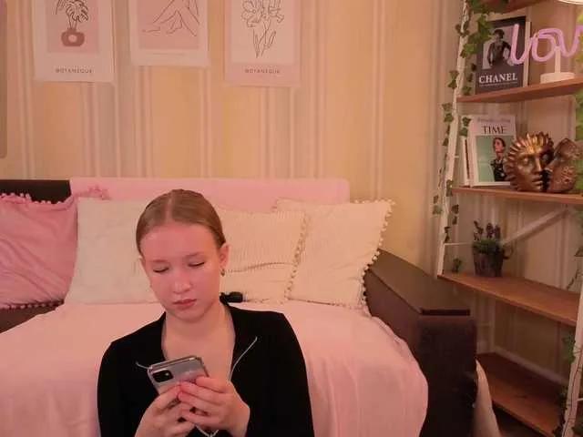 Offline evasweet on BongaCams