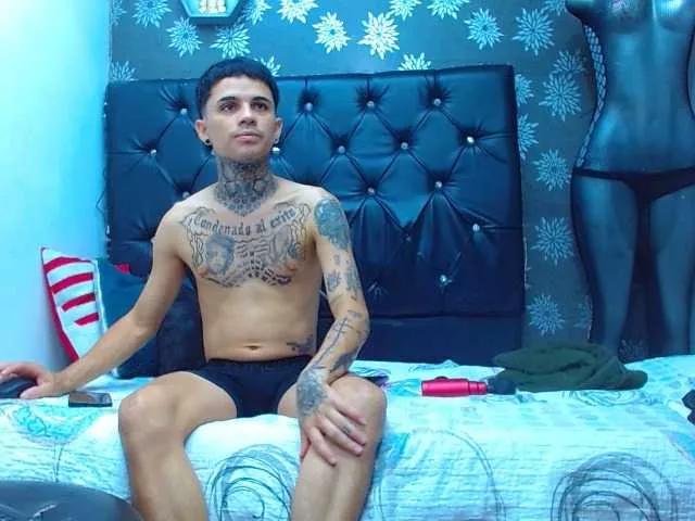 Freechat exotichot-couple on BongaCams