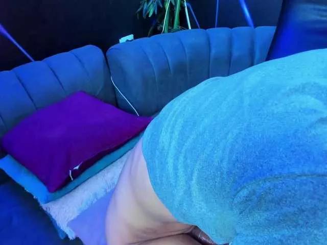 Freechat fieryfierysex on BongaCams