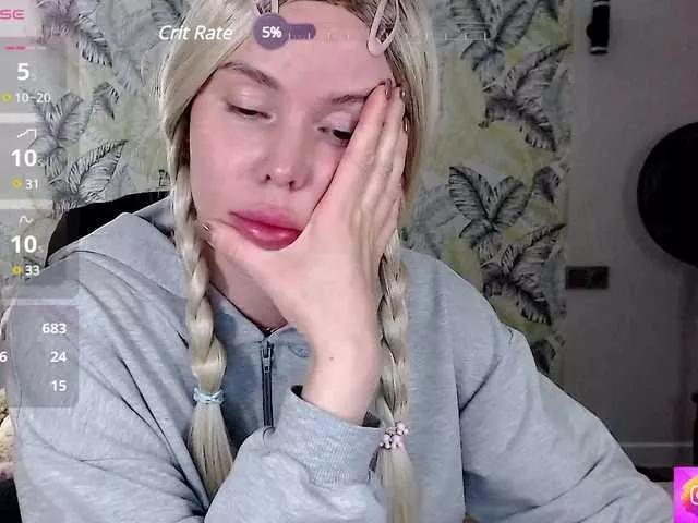 Foxymoxy19 on BongaCams