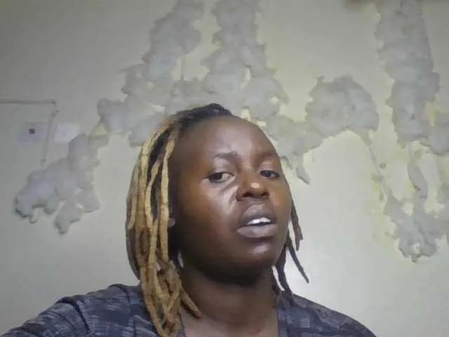 Offline freakcurvy8 on BongaCams