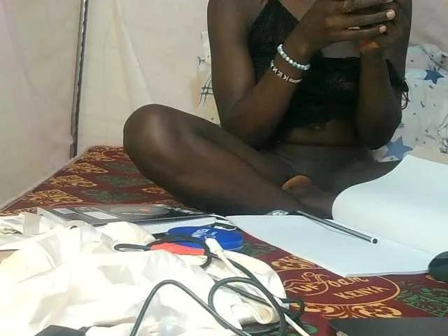 Freechat freaky-pinnah on BongaCams