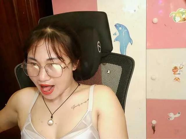 Offline girl30slutty on BongaCams