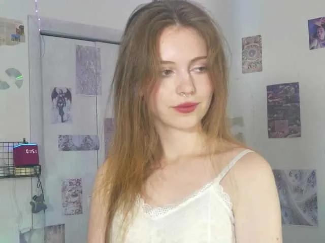 Offline HannaBlaze1 on BongaCams