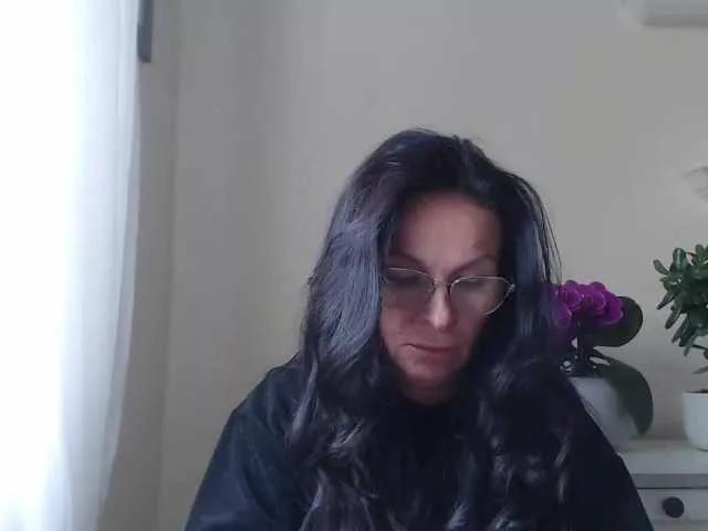 HelenSHOW1 on BongaCams 