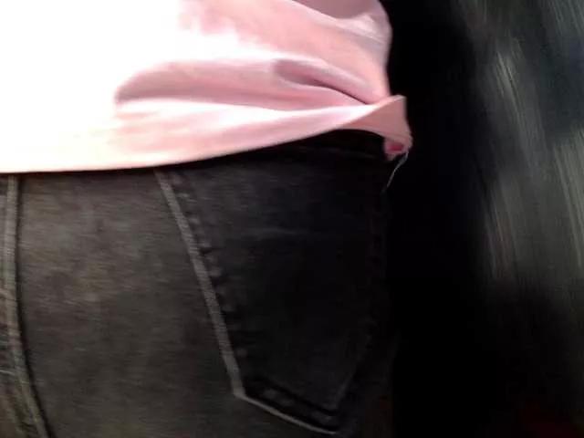 Offline HornyPriya on BongaCams