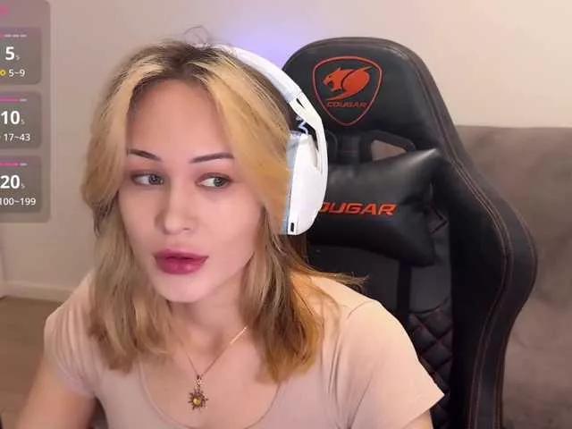 imEmiliya on BongaCams 