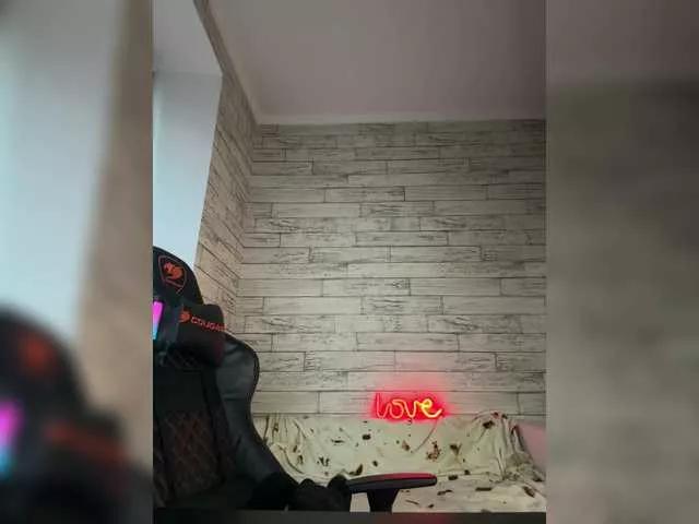 imEmiliya on BongaCams 