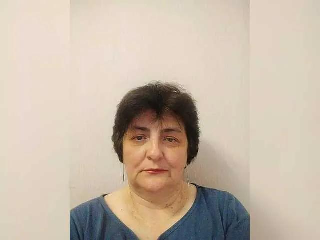 Offline IsXLoves on BongaCams