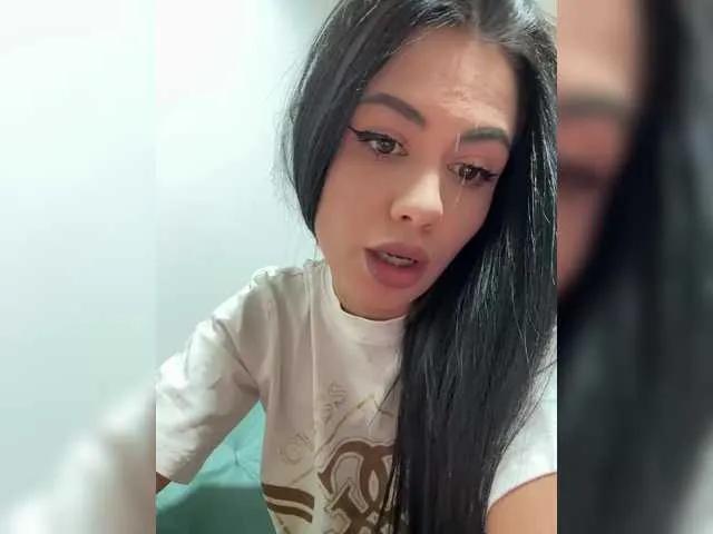 Offline JenniferLanne on BongaCams