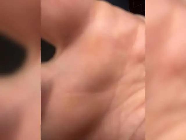 Offline Ju--lia on BongaCams