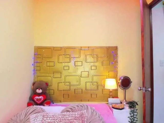 JuliaHaye — Come fun with your sexy and naughty girl ...  get wet and explode with pleasuresloopy blowjob spitoilcum squirsride dildoanal