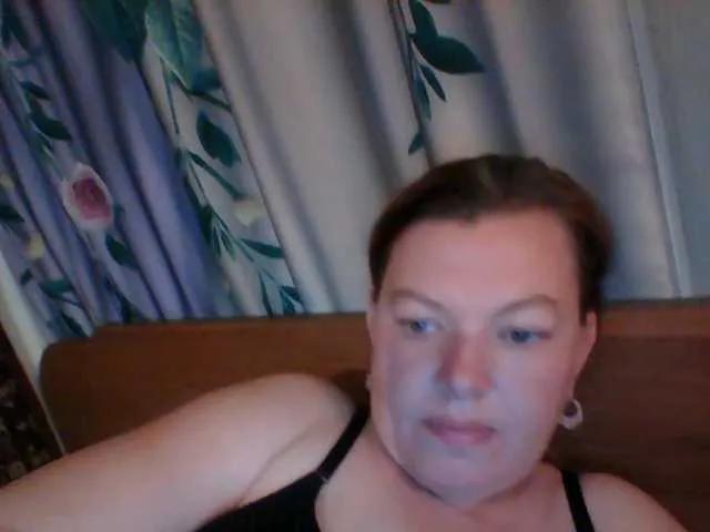 Juliamad on BongaCams