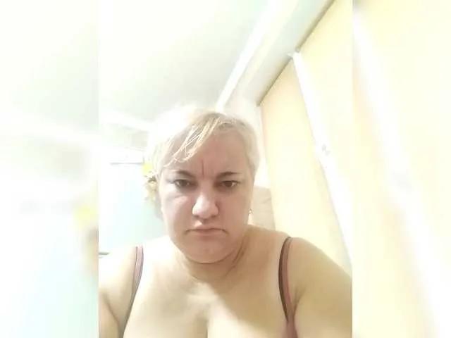 Kabiriya100344 on BongaCams