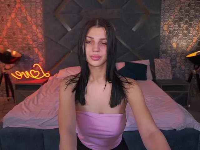 Offline KamilaVibes on BongaCams