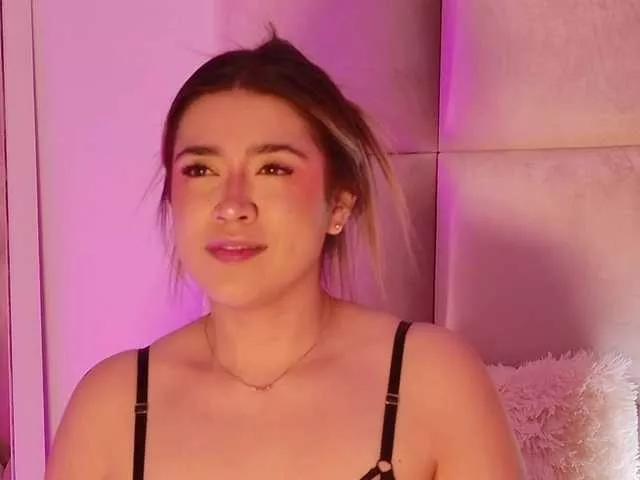 Freechat Kassia-Rogers on BongaCams