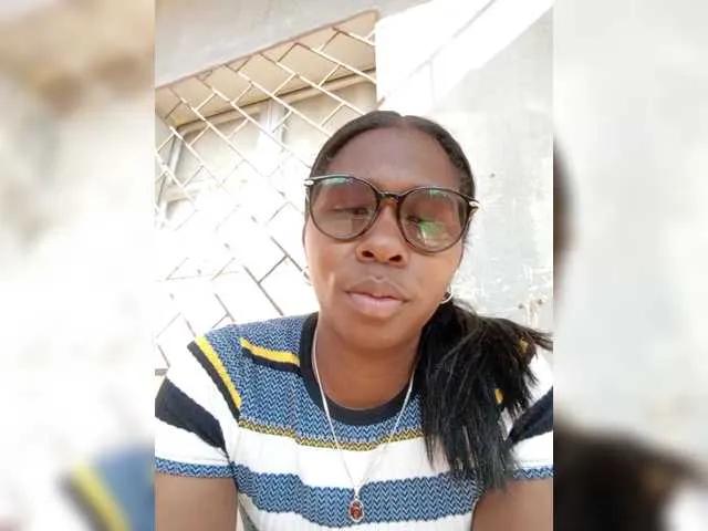 Offline Katty-12 on BongaCams