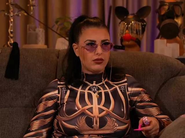 Freechat KellyKent on BongaCams