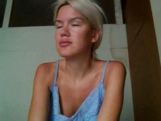 Offline Keylaone on BongaCams