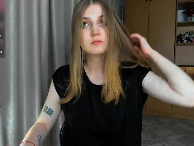 Offline kikiiimorazzz on BongaCams