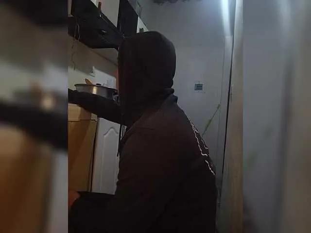 Freechat Kingofqueen23 on BongaCams