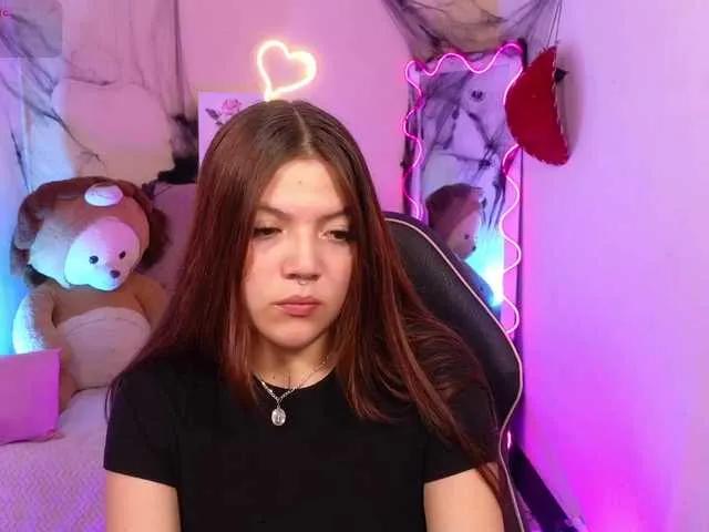 Offline KISSI-TAY on BongaCams