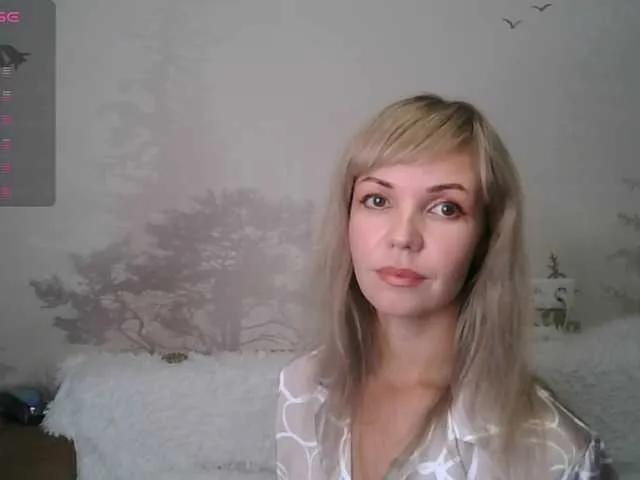 Offline Kissz on BongaCams