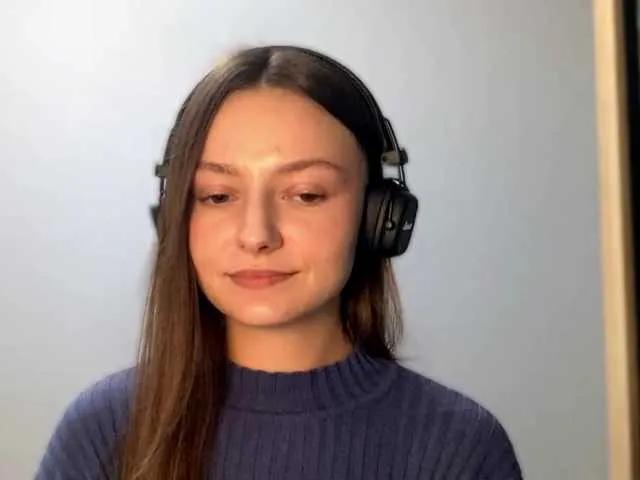 Offline KittieRusu on BongaCams