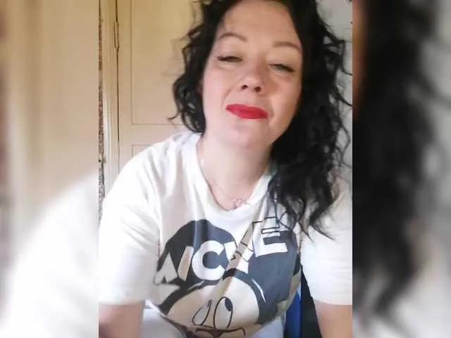 Klassnaya-1 on BongaCams