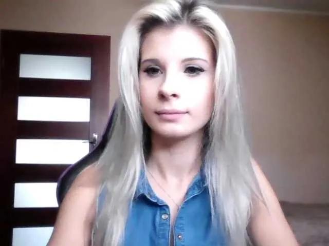 Offline KristineNatural on BongaCams