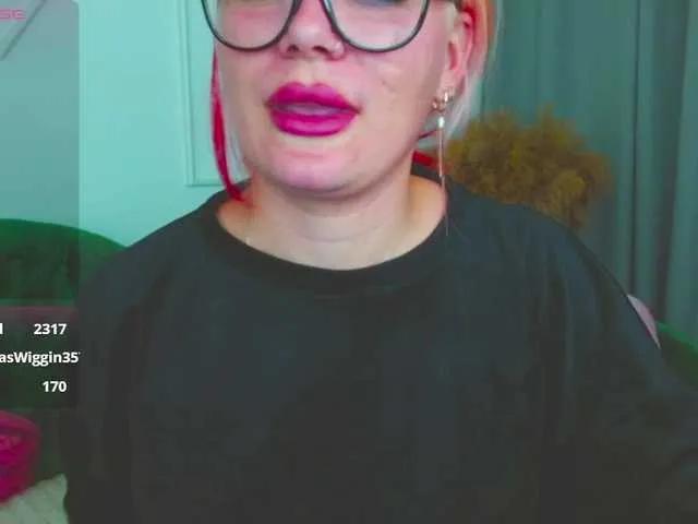 Offline lada-love on BongaCams