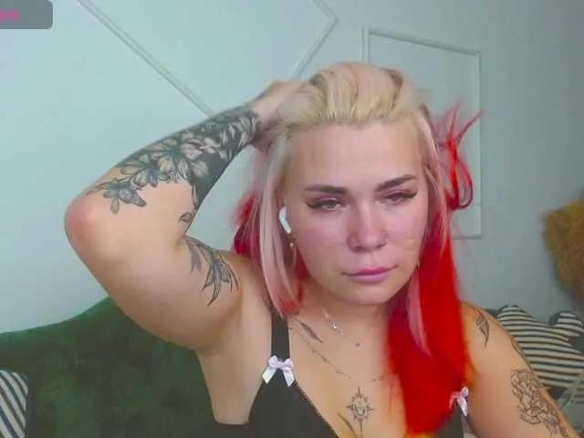 Offline lada-love on BongaCams