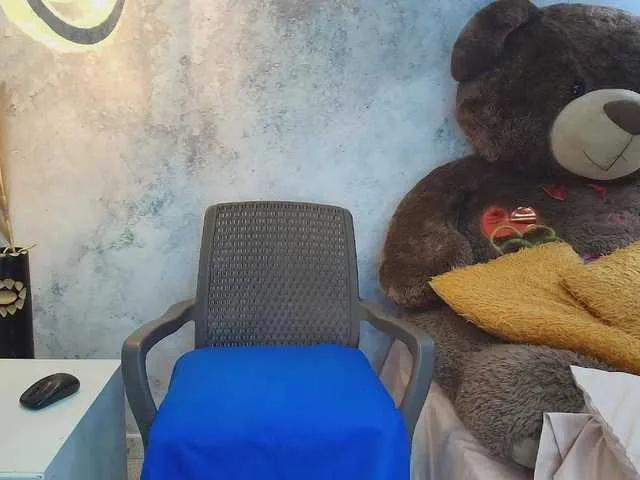 Offline laliItaclark on BongaCams