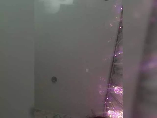 Offline Lana-11 on BongaCams