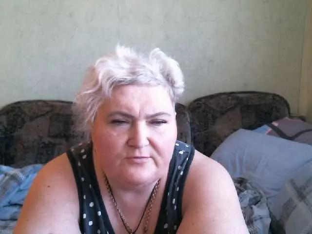 Offline Lana0005 on BongaCams