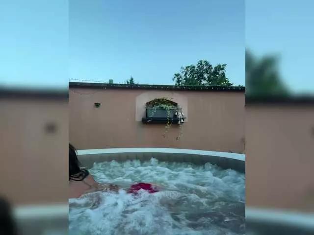 Offline Latino-Slavic-Couple on BongaCams