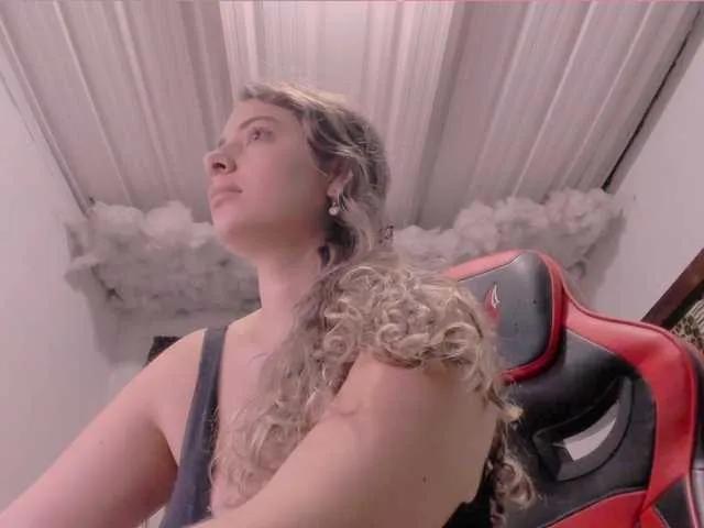 Offline LauuuG on BongaCams