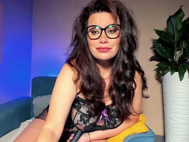 BongaCams LavernaBlack is Freechat LavernaBlack — Sexy and caring men