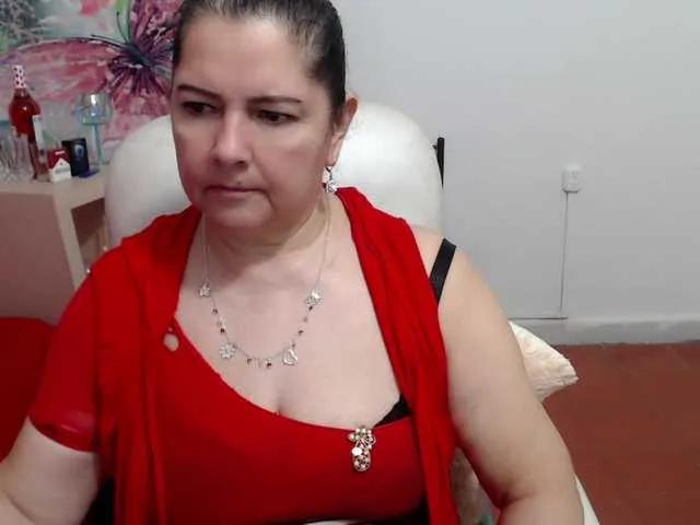 Offline leonela on BongaCams