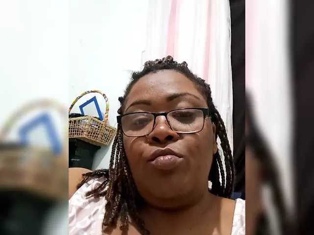 Freechat Lilith826 on BongaCams