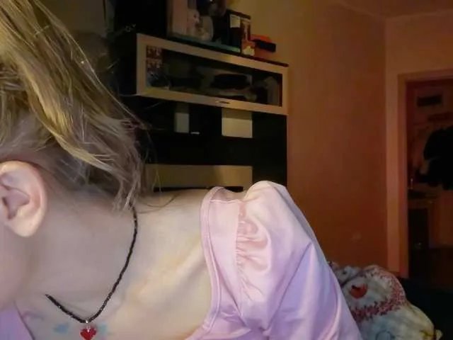 Offline LISSSA1 on BongaCams