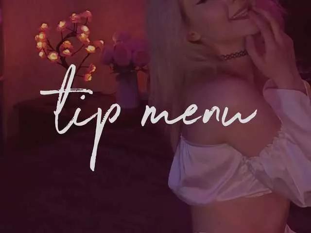 LollyGirlMoon on BongaCams 