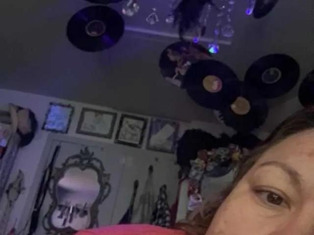 Offline Lostnalice on BongaCams