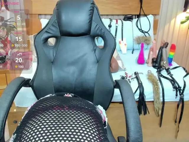 Offline luciana-ballesteros on BongaCams