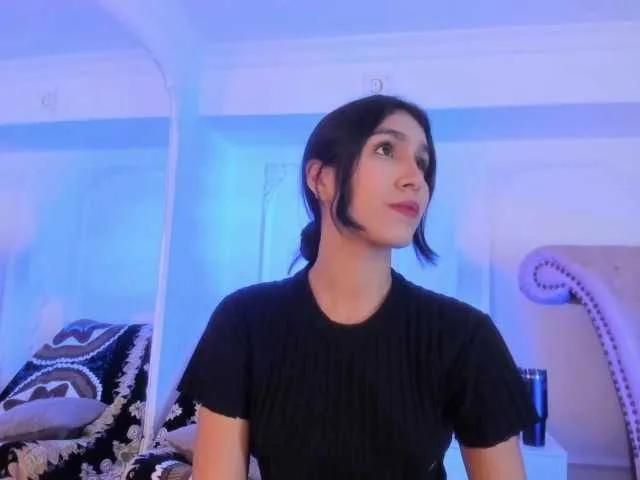 BongaCams LucianaRoa is Freechat LucianaRoa — Oil, sensuality, erotism, blowjobs and nipple play